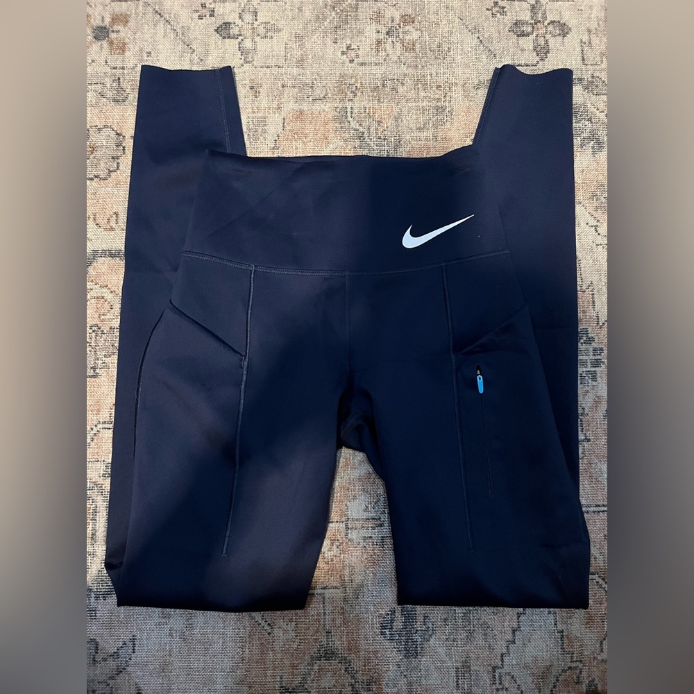 NWOT Nike Go Dri Fit Leggings